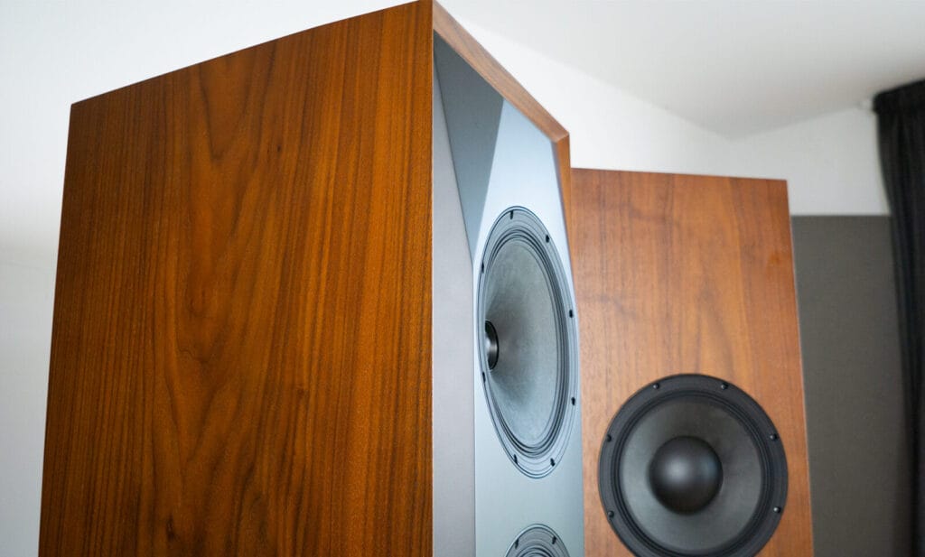 MoFi V10 feature image