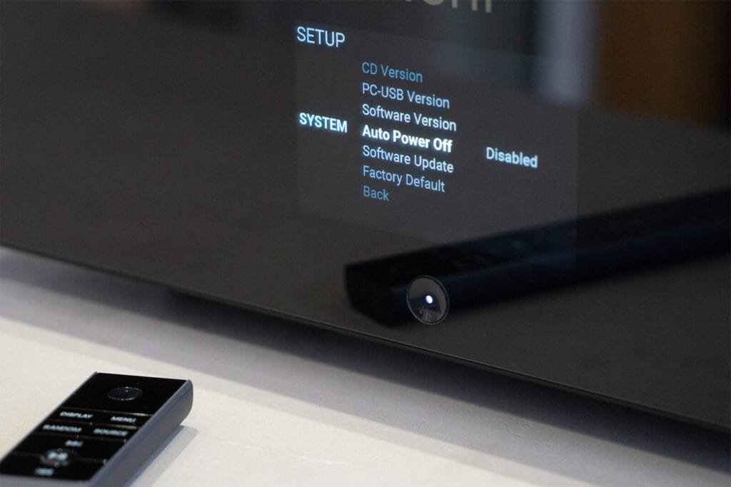 Rotel Michi front panel menu