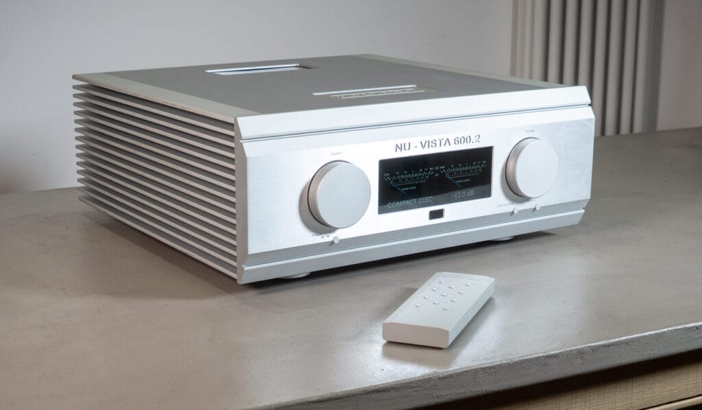 Musical Fidelity 600.2 front on