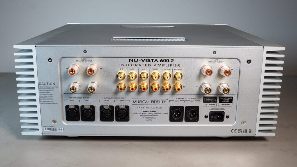 Musical Fidelity 600.2 rear panel