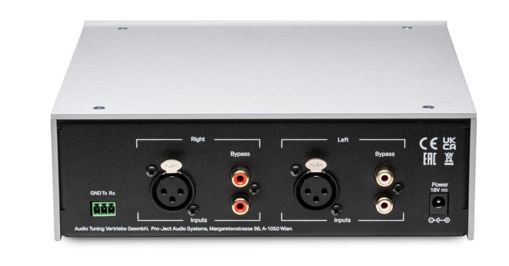 Pro-Ject Head Box DS3 B rear panel