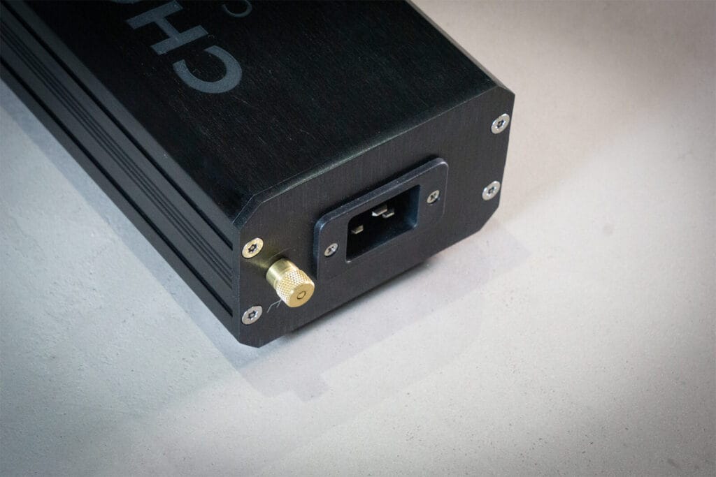 Chord PowerHAUS M6 inlet