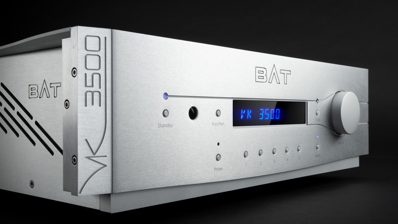 BAT VK-3500 amplifier