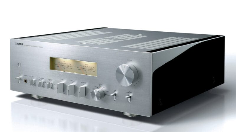 Yamaha A-S2200 in silver