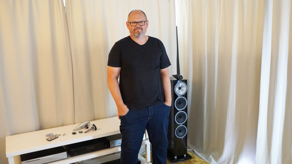 Andy Kerr with Bowers & Wilkins 702 S3
