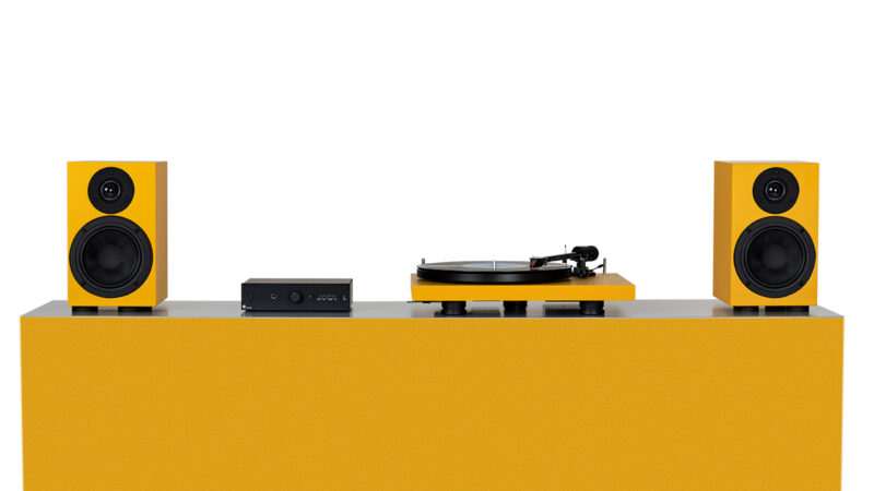 Pro-Ject Colourful Audio System