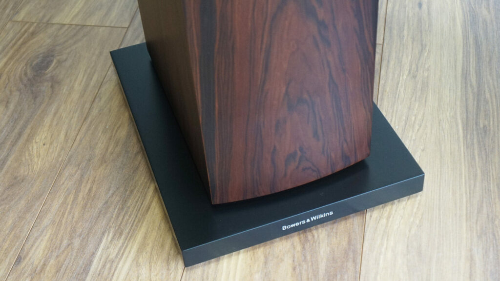 Bowers & Wilkins 703 S3 base plate