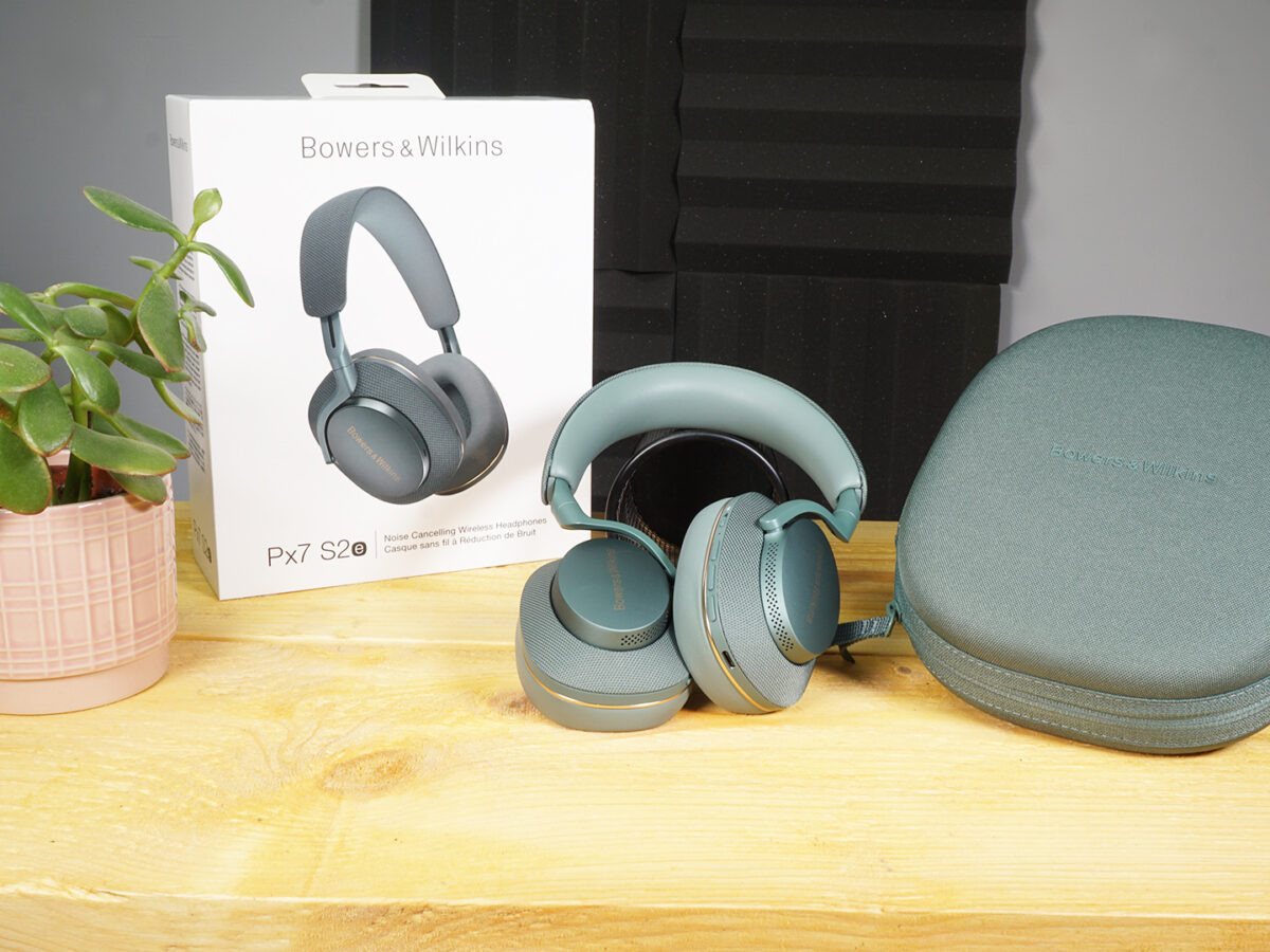 Bowers & Wilkins Px7 S2e headphones review - Audiograde
