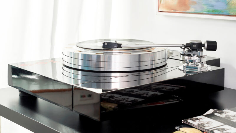 Ortofon SPU on turntable