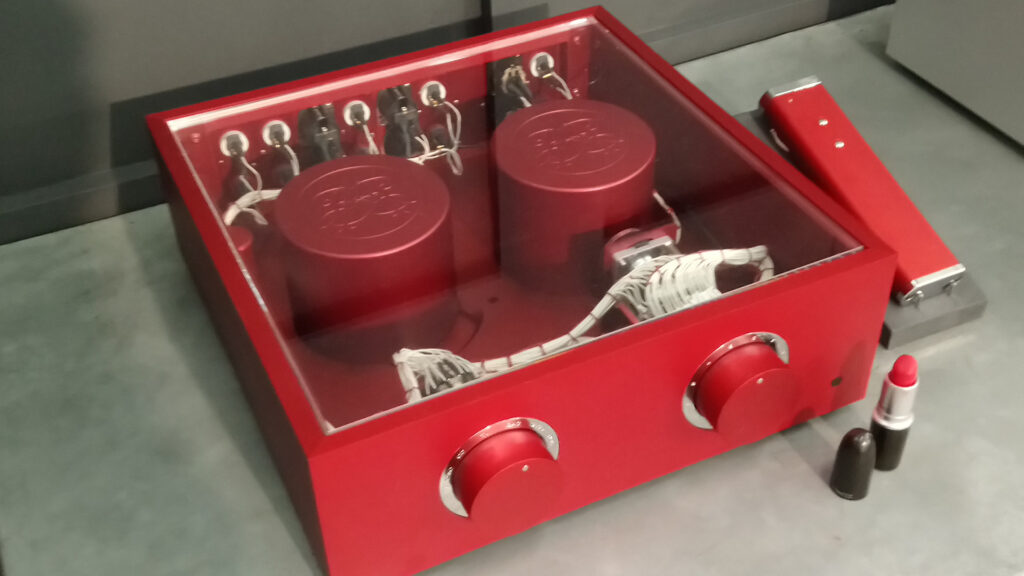 Bespoke preamp in ruby red