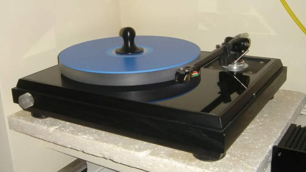 Pink Triangle Export GTi in black with blue mat