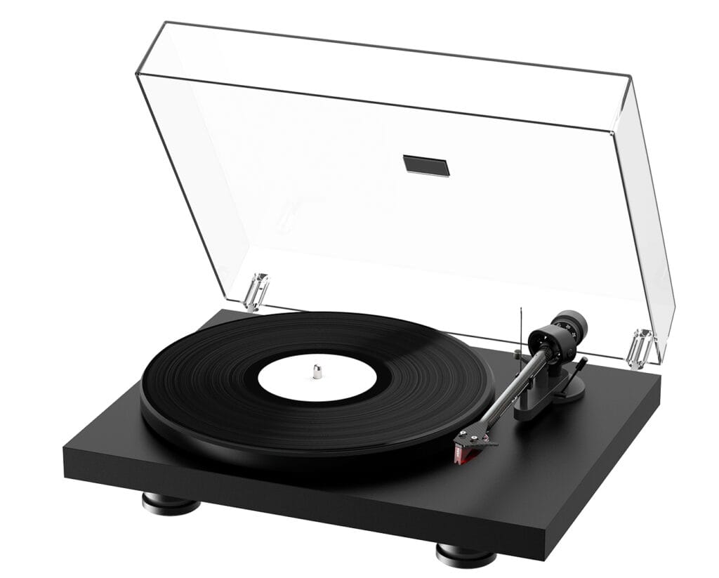 Pro-Ject Debut Carbon Evo turntable with lid