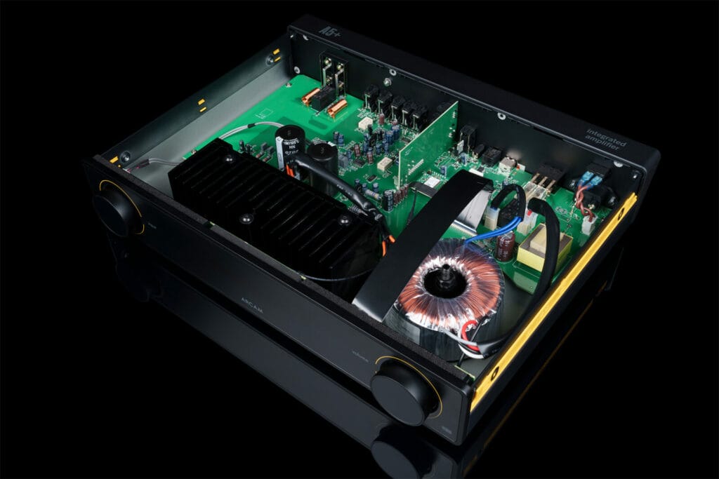 Arcam A5+ internals