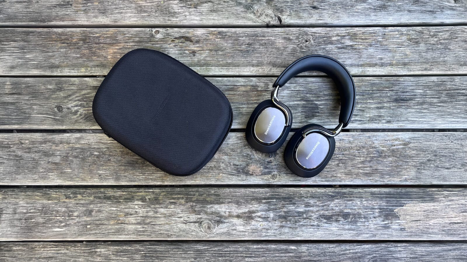 Bowers & Wilkins Px8 S2 headphones review - Audiograde