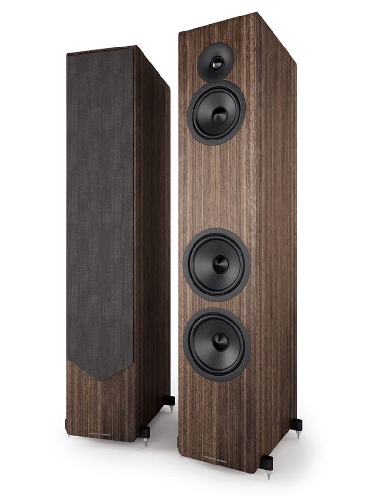 AE 320 Mk2 in walnut