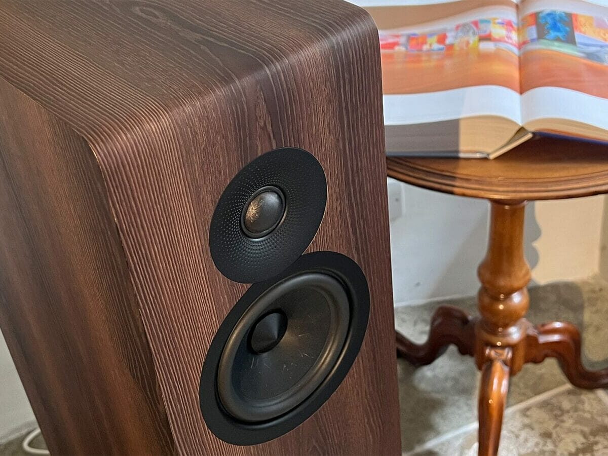 【ゆかり】アクアージュ×2本　アウラインターナショナル Acoustic Energy AE320² floorstanding loudspeaker review - Audiograde