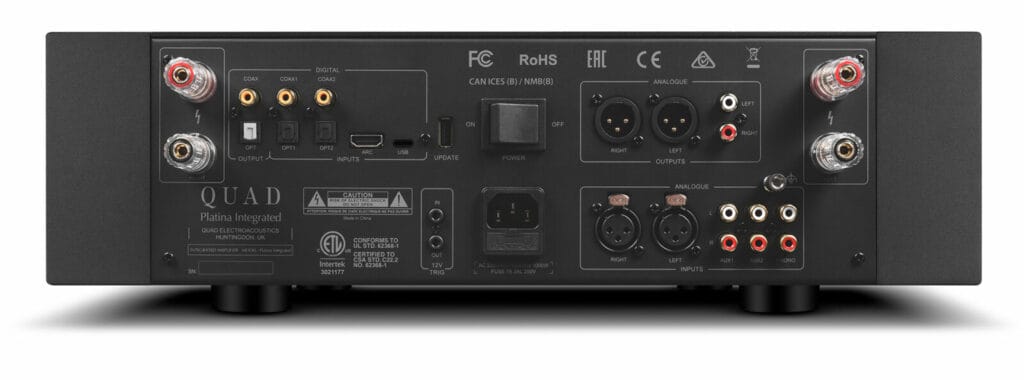 QUAD Platina integrated rear panel