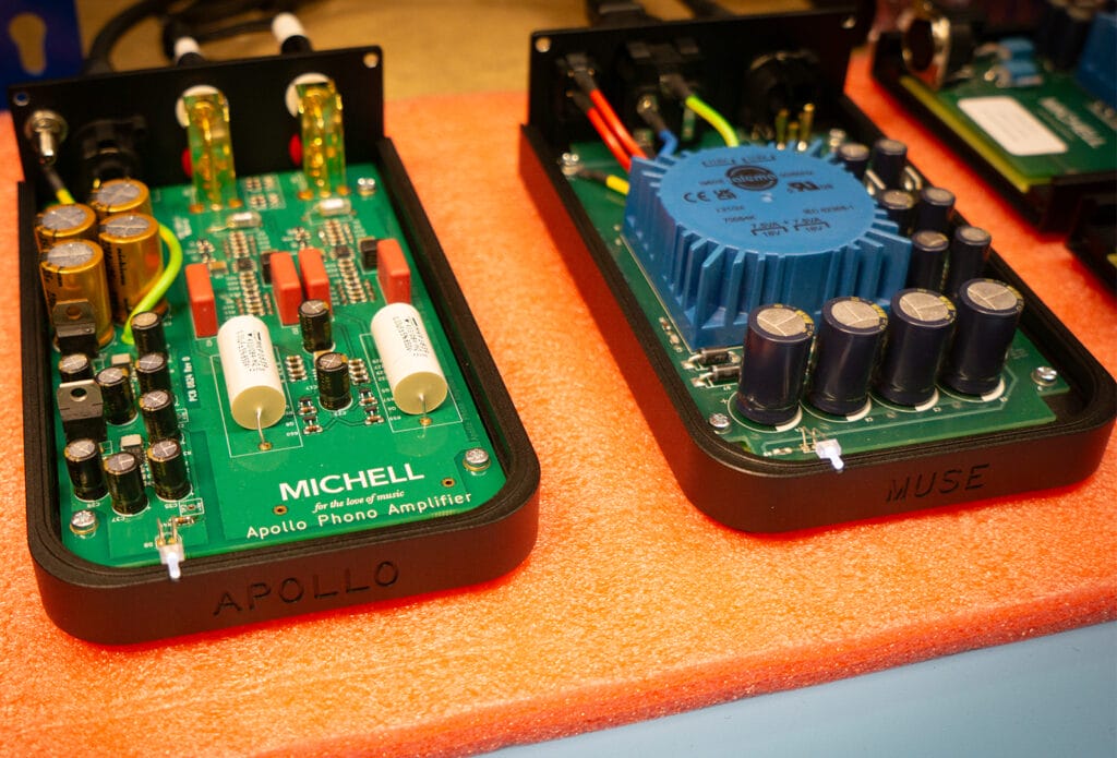 Michell Apollo phono stage internals