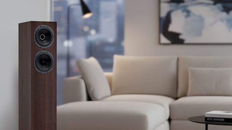 F55E lifestyle image