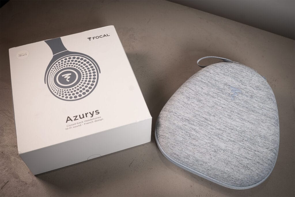 Focal Azurys with box