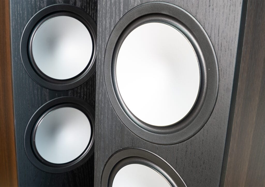 Monitor Audio 300 7G bass drivers