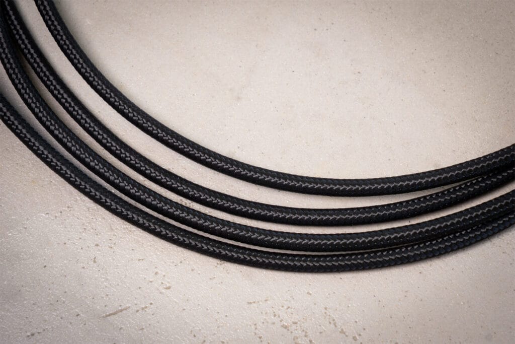 Atlas Arran RCA R1 cable weave