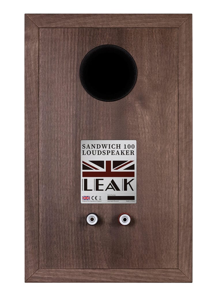 Leak Sandwich 150 rear panel