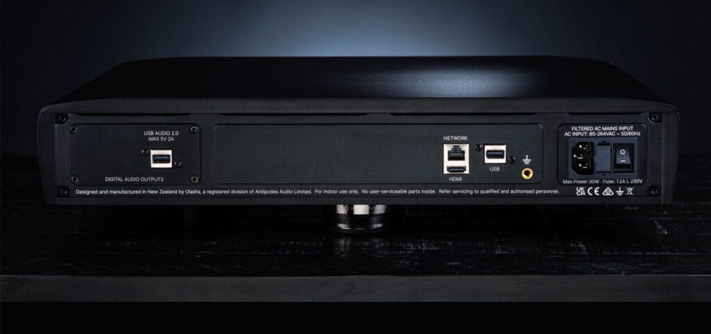 Oladra Sentia rear panel