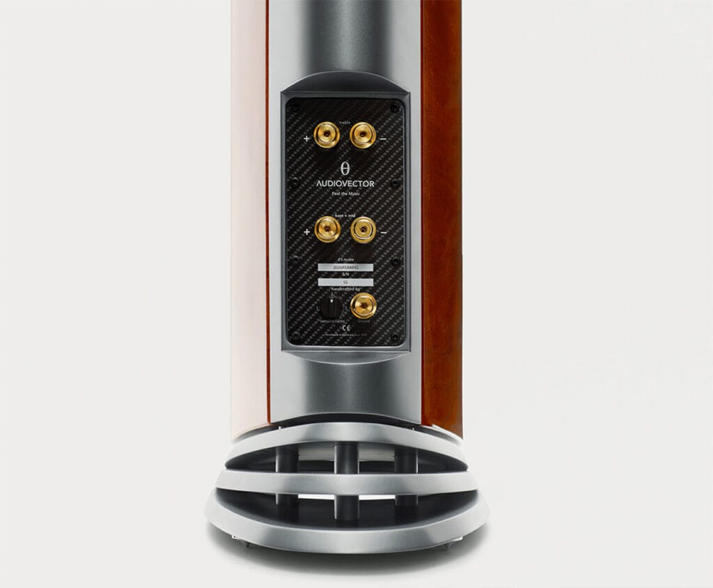 Audiovector R 5 Arreté rear detail