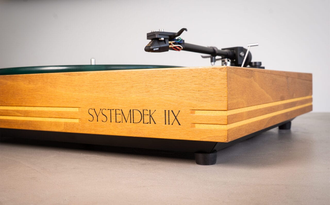Systemdek branding