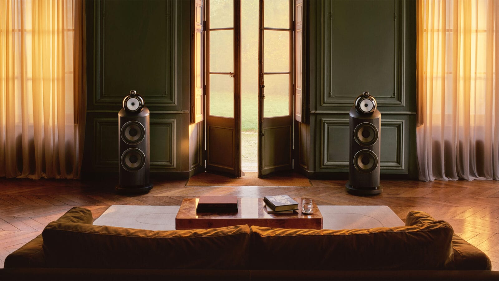 Bowers & Wilkins 800 Diamond Series feature image