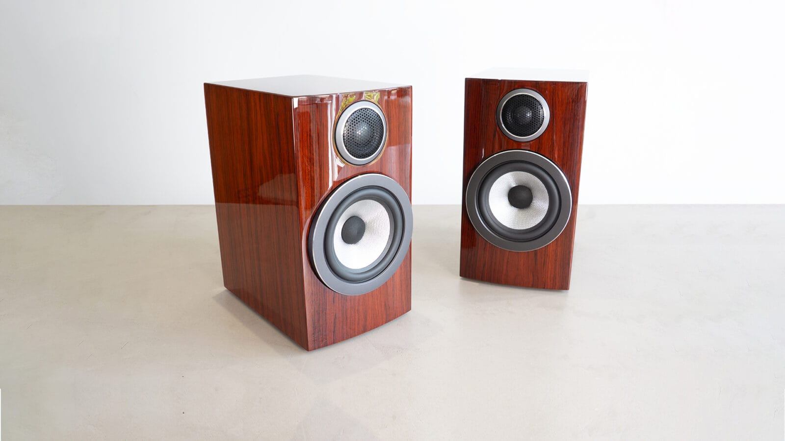 Bowers & Wilkins 707 Prestige Edition feature image
