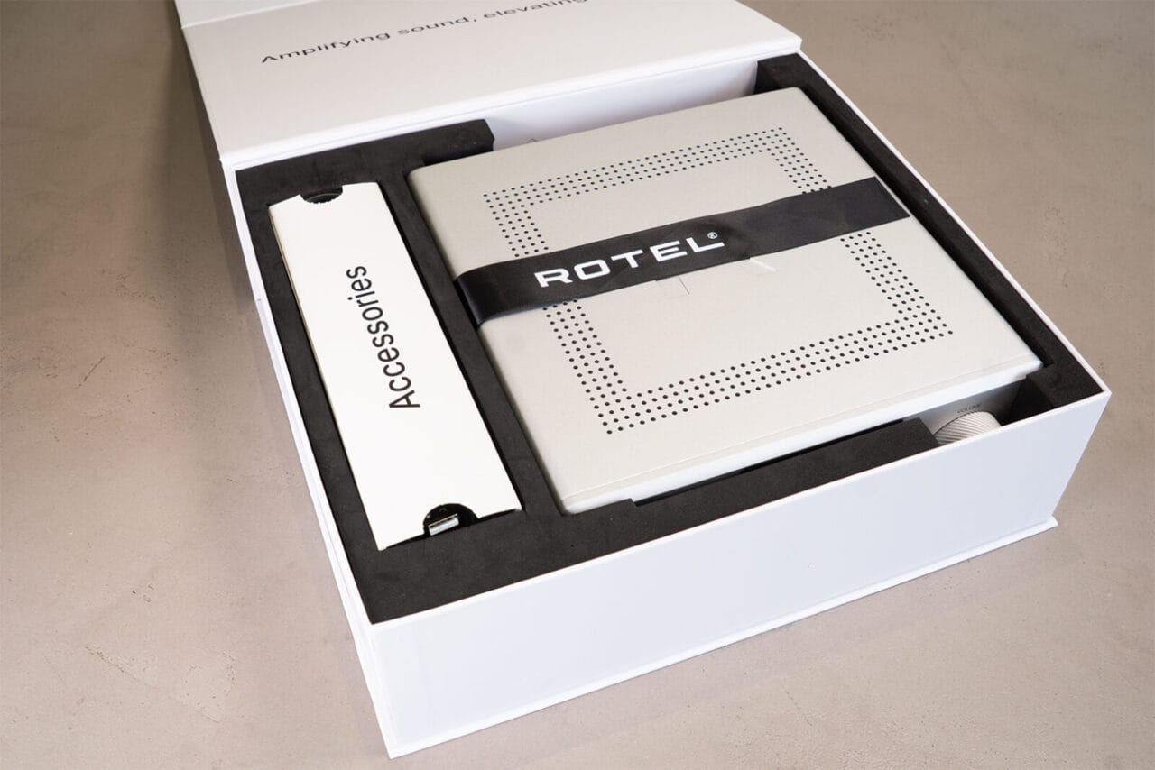 Rotel DX-5 with box open