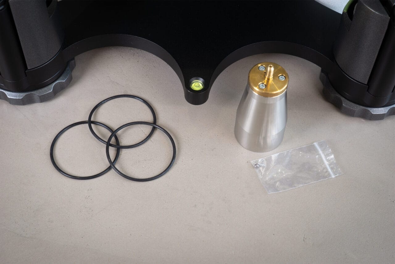 AVID Dark Iron upper bearing and suspension rubbers