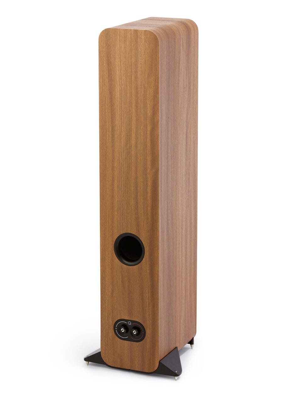 Q Acoustics 3040c in oak