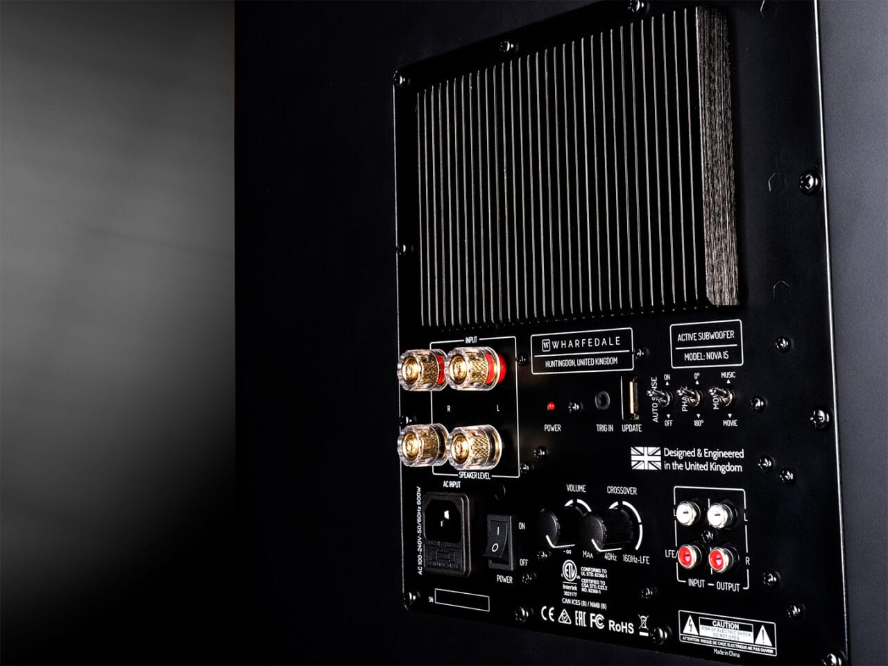 Wharfedale Nova 15 rear controls