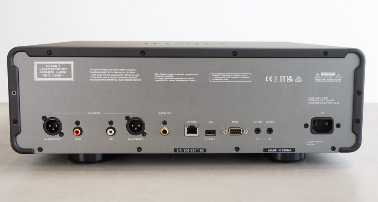 Michi Q430 rear panel