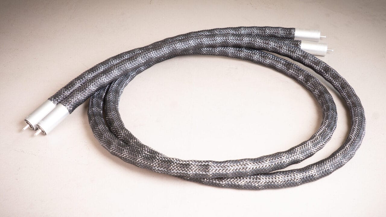 In-akustik NF-1205 Air RCA cables