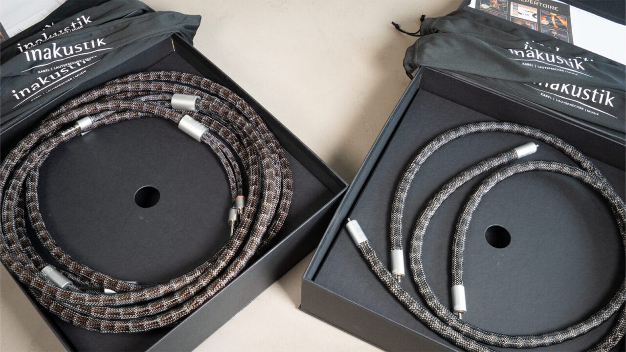 In-akustik LS-1205 Air and In-akustik NF-1205 Air in open boxes